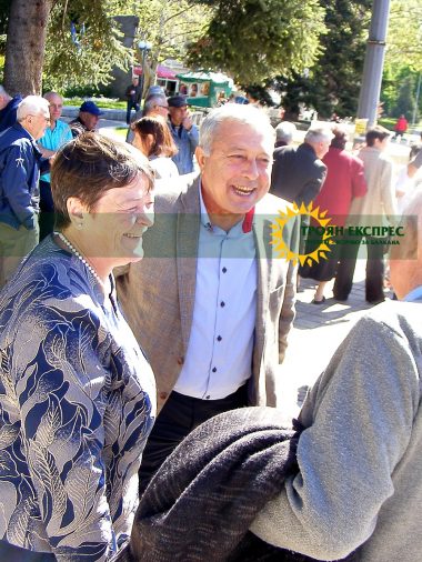 БСП откри предизборната си кампания в Троян