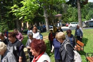 Два храма в Троян отбелязаха своя празник