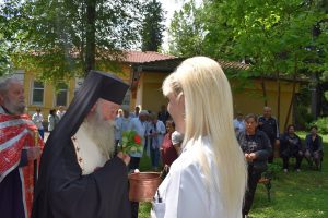 Два храма в Троян отбелязаха своя празник