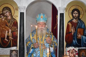 Два храма в Троян отбелязаха своя празник