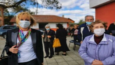 Манолова ще се срещне с граждани в Троян за ВиК-дружеството