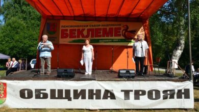 60 вокални групи участваха в 27-ия събор - надпяване на Беклемето