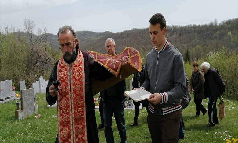 Разпети петък в храма на село Белиш