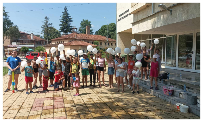 Забавно лято с доброволците на БЧК и библиотека "Проф.Беню Цонев“-Ловеч