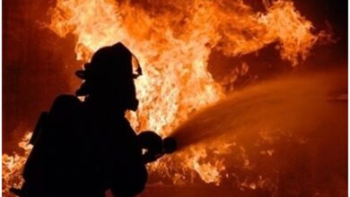 Пожарникари от Троян участваха в гасене на голям пожар в село Владиня