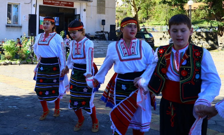 Дебнево чества празник на селото с курбан за здраве -5