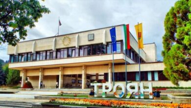 18 зрелостници ще получат финансова подкрепа