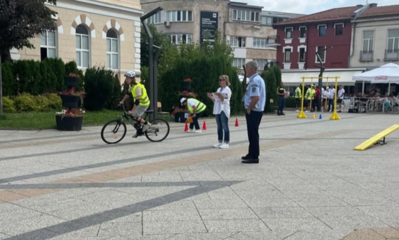 Честито на отбор „Безопасност на движението по пътищата“ от Професионална гимназия по механоелектротехника „Академик Ангел Балевски“ в Троян!-1