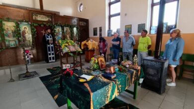 Богослужение за Рождество на Пресвета Богородица в село Белиш