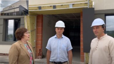 Новата спортна зала в Троян – вижте напредъка отвътре!
