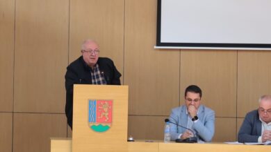 Нови такси цени и инвестиция в техника: Комисията по бюджет в Троян одобри важни решения