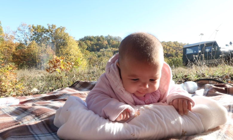 След 100 години: Новородено посети обезлюдената махала Банкова локва (Белиш, Троян)-1