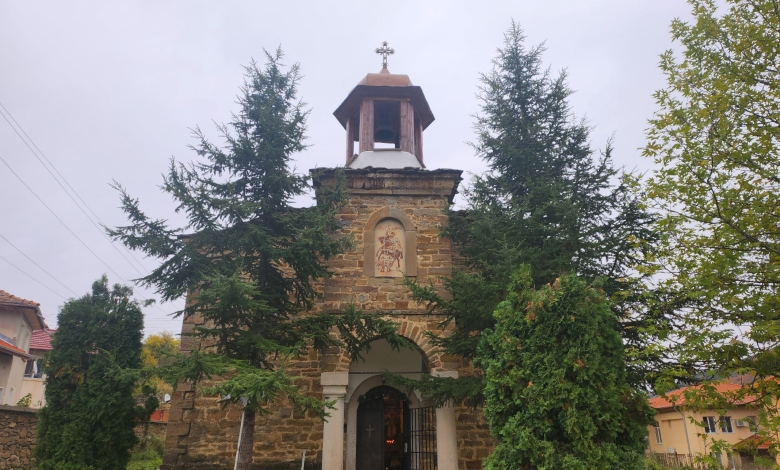 Добродан чества своя храмов празник – Димитровден