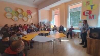 Проф. Диана Златанова разкри тайните на животинските следи пред бъдещите планински водачи в Черни Осъм