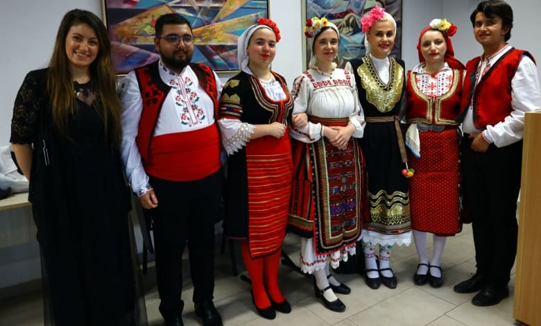 Магията на българския фолклор: Ансамбъл „Броеница“ – София очарова публиката в Троян (ВИДЕО)