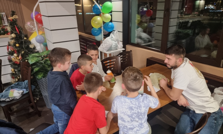 Най-важната победа на Футболен клуб „Чавдар“: Не голове, а стотици детски усмивки-3