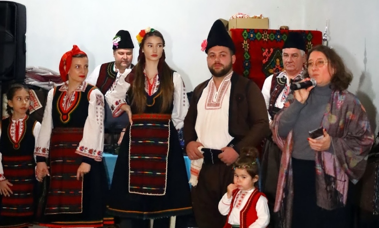 Облеклото като визитна картичка: Езикът на традиционната носия