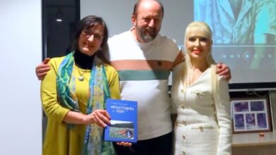 Лекарят с душа на рок звезда: Поетичната изповед на д-р Стефан Станимиров в Троян-1