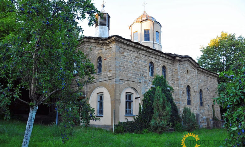 Възраждането на храма „Св. Петка“ в село Дебнево