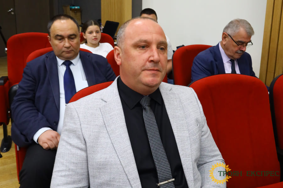Смяна на поколенията и дебати