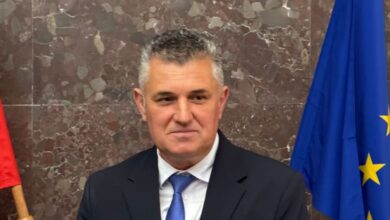 Областният управител организира изнесена приемна в Троян