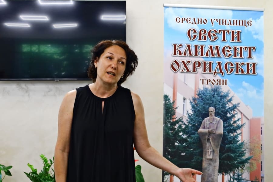 Успехът като обща кауза: Седмокласници от СУ „Св. Климент Охридски“ изпратиха учебната година с триумф на изпитите-5