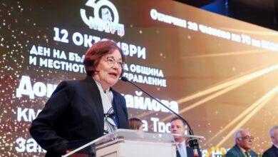 Донка Михайлова и Дилян Енкин сред отличените с юбилейни награди от НСОРБ за принос към местната власт