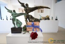 Изложбата скулптура „Българи, аз съм част от вас“ на Александър Пройнов – Алпер