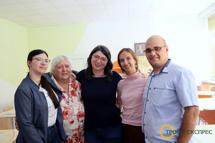Когато историята срещне математиката: Вълнуващ бинарен урок в СУ „Св. Климент Охридски“